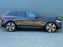 Volvo XC60 2.0 T8 Plug-in hybrid AWD Ultra Dark Exec. Ed. | Full option! | Mulberrry Red | Luchtvering | Massage | Bowers & Wilkins | Pano |