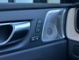 Volvo XC60 2.0 T8 Plug-in hybrid AWD Ultra Dark Exec. Ed. | Full option! | Mulberrry Red | Luchtvering | Massage | Bowers & Wilkins | Pano |