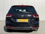 Volkswagen Passat Variant 1.5 TSI Business Carplay Automaat Stoelmass.