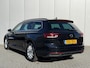 Volkswagen Passat Variant 1.5 TSI Business Carplay Automaat Stoelmass.