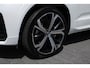 Volvo XC60 2.0 T6 PHEV Long Range AWD Plus Dark|Stoelverwarming+Koeling|Camera|ACC|