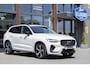 Volvo XC60 2.0 T6 PHEV Long Range AWD Plus Dark|Stoelverwarming+Koeling|Camera|ACC|