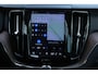 Volvo XC60 2.0 T6 PHEV Long Range AWD Plus Dark|Stoelverwarming+Koeling|Camera|ACC|