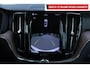 Volvo XC60 2.0 T6 PHEV Long Range AWD Plus Dark|Stoelverwarming+Koeling|Camera|ACC|