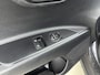 Kia Rio 1.0 TGDI DESIGN EDITION | ALL SEASONS | NAVI | AIRCO | CAMERA | APPLE CARPLAY & ANDROID AUTO | 15'' LM VELGEN | PDC | HALF LEDER - SUEDE BEKLEDING |