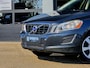 Volvo XC60 2.0 T5 Momentum Automaat 241PK |Navi|Cam|Trekhaak
