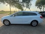 Opel Astra Sports Tourer 1.4 Business + Airco/Scherm Navigatie