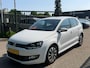Volkswagen Polo 1.0 BlueMotion Edition start stop Automaat parkeer sensor 2e eigenaar dealer onderhouden airco cruis control