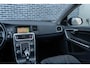 Volvo V60 1.5 T3 Polar | Trekhaak | Navigatie | Stoelverwarming Voor en Achter | Cruise Control Adaptief | Dodehoekdetectie | Parkeersensoren | Getint Glas | Lichtmetalen Velgen 19 inch