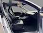 Tesla Model Y Long Range AWD 75 kWh SoH 94% / Orig. Trekhaak / Full Self-Driving Capability € 7.500,- / Panoramadak / Stoelverwarming / 3 Fase / Fabrieksgarantie /