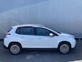 Peugeot 2008 1.2 PureTech Blue Lion AUTOMAAT, 165Dkm.NAP, A/C, CC, Navi, Pano, PDC, Trekh, nw. APK – Inruil Mogelijk –
