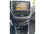 Peugeot 208 1.2 PureTech GT-line/Navi/climaat-control/carbon/achteruitrijcamera/kuipstoelen/LM-velgen/2 sleutels/Matgrijs/bomvol