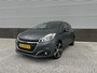 Peugeot 208 1.2 PureTech GT-line/Navi/climaat-control/carbon/achteruitrijcamera/kuipstoelen/LM-velgen/2 sleutels/Matgrijs/bomvol
