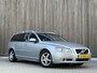 Volvo V70 2.0T R-Design | TREKHAAK | LEDER | XENON