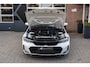 BMW 3-Serie Touring 330e xDrive M-Sport | Panorama | Harman/Kardon | Memory | Trekhaak | Parking Ass. Plus | 19' Inch |