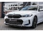 BMW 3-Serie Touring 330e xDrive M-Sport | Panorama | Harman/Kardon | Memory | Trekhaak | Parking Ass. Plus | 19' Inch |