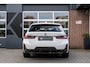 BMW 3-Serie Touring 330e xDrive M-Sport | Panorama | Harman/Kardon | Memory | Trekhaak | Parking Ass. Plus | 19' Inch |