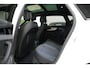 Audi A4 Avant 40 TFSI quattro S edition * Pano - Trekhaak - Virtual - ACC - Blind Spot - Matrix - Camera - App *