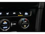 Volkswagen Golf 1.4 TSI ACT 140PK DSG R-Line * Pano - Keyless - Camera - Xenon - LED - Leder - Massage *