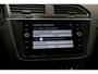 Volkswagen Tiguan 2.0 TSI 4Motion 230PK 3x R-Line * Pano - Trekhaak - Virtual - 20" - ACC - Keyless - HUD - Camera *