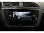 Volkswagen Tiguan 2.0 TSI 4Motion 230PK 3x R-Line * Pano - Trekhaak - Virtual - 20" - ACC - Keyless - HUD - Camera *