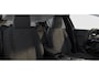 Peugeot 308 Business | Elektrische parkeerrem | Extra getinte achterste zijruiten en achterruit | ISOFIX-bevestigingspunten voor drie kinderzitjes. Op de passagiersstoel en de buitenste zitplaatsen van de achterbank
