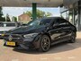 Mercedes-Benz CLA 250 e AMG Line PANORAMADAK| ALCANTARA SPORT INTERIEUR| SFEER VERLICHTING| CAMERA| NAVIGATIE| F1 FLIPPERS| DODE HOEK |