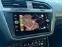 Volkswagen Tiguan 1.5 TSI R-Line Black pack | Key less| Camera | Stuurverwarming |