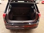 Volkswagen Tiguan 1.5 TSI R-Line Black pack | Key less| Camera | Stuurverwarming |