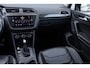 Volkswagen Tiguan Allspace 1.4 TSI DSG-6 Highline 7p. | 7-Persoons | Lederen Bekleding | Stoelverwarming | Elektrisch Verstelbare Voorstoelen | Active Info Display | Elektrische Achterklep | Keyless Entry | LED Koplampen |