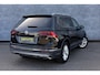 Volkswagen Tiguan Allspace 1.4 TSI DSG-6 Highline 7p. | 7-Persoons | Lederen Bekleding | Stoelverwarming | Elektrisch Verstelbare Voorstoelen | Active Info Display | Elektrische Achterklep | Keyless Entry | LED Koplampen |