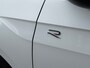 Volkswagen T-Cross 1.0 TSI DSG R-Line | Camera | Trekhaak | Led gril | 4-season | Carplay | Rijklaar incl. garantie