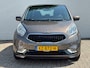 Kia Venga 1.6 CVVT DynamicLine Automaat Camera Panoramadak Navi Trekhaak Cruisecontrol All-Season banden