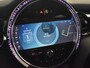 MINI Cooper 5-Deurs 1.5 Classic 136PK AUTO | Cruise control | Navigatie | Parkeersensoren achter | Apple carplay Android auto | Keyless start | Airco automatisch | Verkeersborden detectie | DAB | LED | 17"LMV