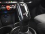 MINI Cooper 5-Deurs 1.5 Classic 136PK AUTO | Cruise control | Navigatie | Parkeersensoren achter | Apple carplay Android auto | Keyless start | Airco automatisch | Verkeersborden detectie | DAB | LED | 17"LMV