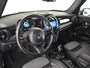 MINI Cooper 5-Deurs 1.5 Classic 136PK AUTO | Cruise control | Navigatie | Parkeersensoren achter | Apple carplay Android auto | Keyless start | Airco automatisch | Verkeersborden detectie | DAB | LED | 17"LMV