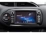Toyota Yaris 1.0 VVT-i Design Red
