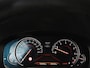 BMW 5-Serie 520i M Sport | Head-Up | Leder | Stoelverwarming | Camera | Sportstoelen | Park Assist | Carplay | Sfeerverlichting | Navigatie | Cruise control | Memory | Climate control | 19'' | Bluetooth
