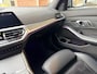 BMW 3-Serie 320i High Executive M-Sport Acc Stoelverwarming