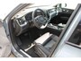 Volvo XC60 T6 350PK Automaat Plug-in hybrid AWD Ultimate Dark Trekhaak / Luchtvering / Bowers & Wilkins / Adaptive Cruise control / 360 Camera / BLIS / Stoelverwarming voor en achter / Stuurverwarming / Elektrisch bedienbare stoelen met geheugen /