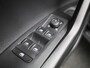 Volkswagen Polo 1.0 TSI Life Business | 95 PK | All Season Banden | Navigatie | Stoelverwarming | Climatronic (Automatische Airco) | Parkeersensoren