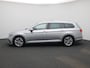 Volkswagen Passat PASSAT VARIANT 1.4 TSI GTE Business | Automaat | Navigatie | Camera | Panoramadak | Trekhaak | Lederen Bekleding | Adaptive Cruise Control | Climate Control | Stoelverwarming | Parkeersensoren | LED | Lichtmetalen velgen |