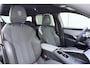 Peugeot 5008 1.2 Hybrid 145 GT 7p | Automaat | Achteruitrijcamera | Apple carplay | Electronic climate control | Navigatie systeem full map | Voorstoelen en stuurwiel verwarmd