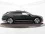 Volkswagen Arteon Shooting Brake 1.4 TSI 218pk DSG eHybrid R-Line Business+ · Panoramadak · 360 Camera · Head-Up · Stoelverwarming Voor+ Achter · 19'' Inch · Trekhaak ·