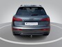 Audi Q5 50 TFSIe 220kW/299PK S edition Competition · Trekhaak · Drive select · Luchtvering · Camera + Parkeersensoren · Garantie t/m 09-10-2028 of 100000km.