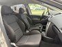 Peugeot 207 1.4 VTi X-line 5-Deurs 96 PK. Zuinige en fijn rijdende auto !!!