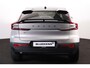 Volvo EC40 Extended Range Ultra 82 kWh - Panoramadak - IntelliSafe Assist & Surround - 360º Camera - Harman/Kardon audio - Verwarmde voorstoelen, stuur & achterbank - Parkeersensoren voor & achter - Elektr. bedienb. voorstoelen met geheugen links - Draadloze tel. lader - Warmtepomp - Extra getint glas - Inklapbare trekhaak - 20' LMV