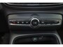 Volvo EC40 Extended Range Ultra 82 kWh - Panoramadak - IntelliSafe Assist & Surround - 360º Camera - Harman/Kardon audio - Verwarmde voorstoelen, stuur & achterbank - Parkeersensoren voor & achter - Elektr. bedienb. voorstoelen met geheugen links - Draadloze tel. lader - Warmtepomp - Extra getint glas - Inklapbare trekhaak - 20' LMV