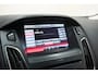 Ford Focus 1.5 Titanium [ Airco Cruise Climate Licht metaal ]