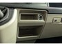 Volkswagen Transporter 2.0 TDI L1H2 Highline I Leder I Trekhaak I 3 persoons I NAP I Multifuntiestuur I